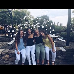 Meet your Posher, Lucy